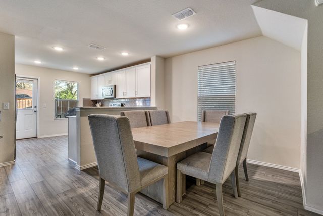 404 Glendale Drive, Van Alstyne, TX 75495