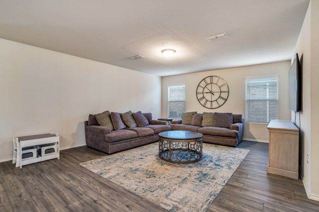 404 Glendale Drive, Van Alstyne, TX 75495