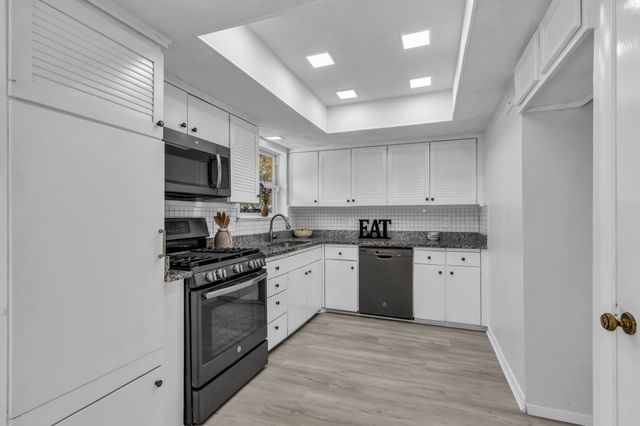 3010 Topaz Lane, Farmers Branch, TX 75234