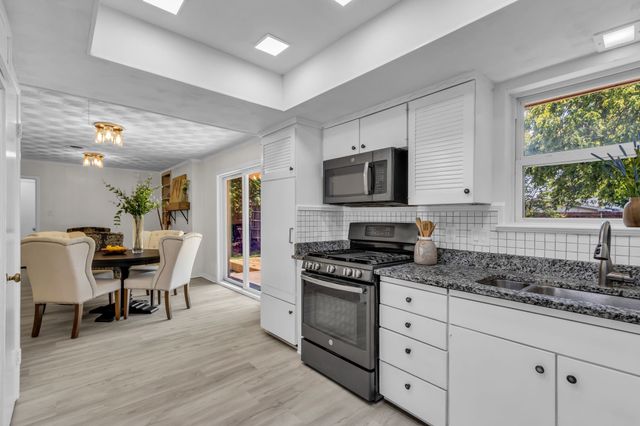 3010 Topaz Lane, Farmers Branch, TX 75234