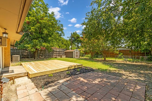 3010 Topaz Lane, Farmers Branch, TX 75234