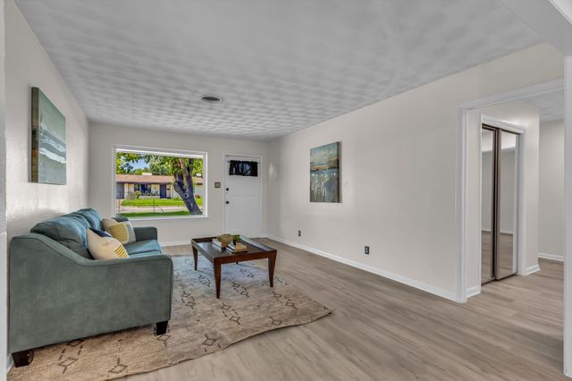 3010 Topaz Lane, Farmers Branch, TX 75234