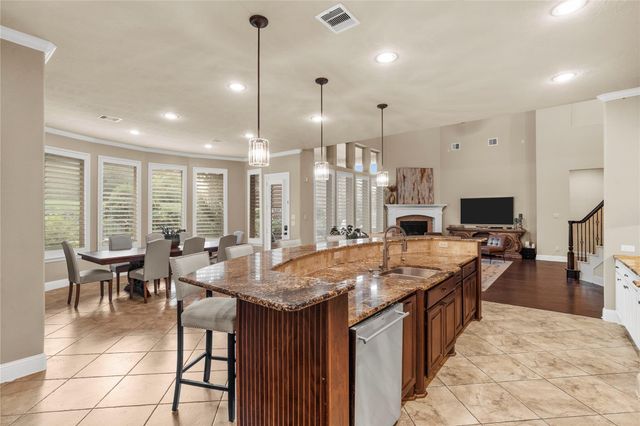 2 Trento Turn Drive, Missouri City, TX 77459