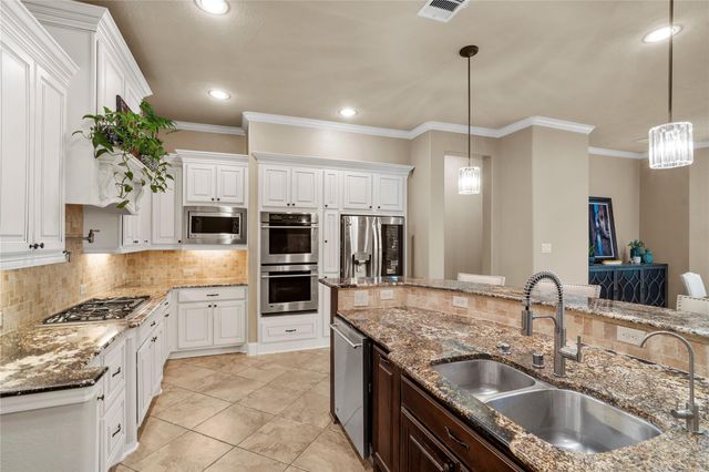 2 Trento Turn Drive, Missouri City, TX 77459