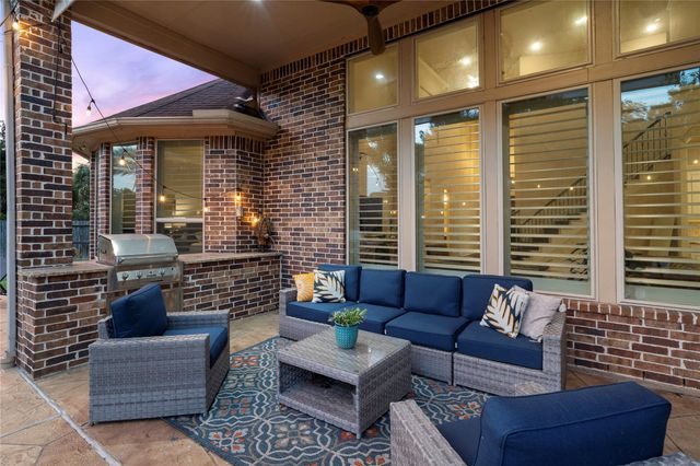 2 Trento Turn Drive, Missouri City, TX 77459