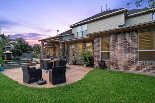 2 Trento Turn Drive, Missouri City, TX 77459