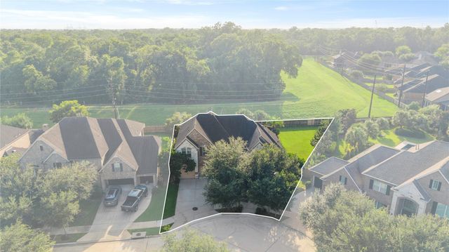 2 Trento Turn Drive, Missouri City, TX 77459