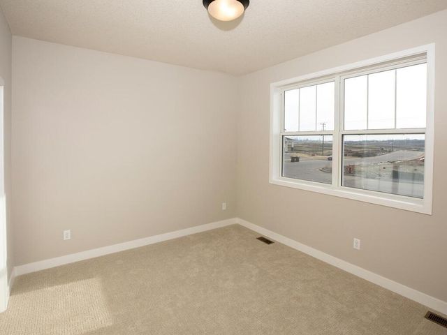 17940 Greenwich Way, Lakeville, MN 55044