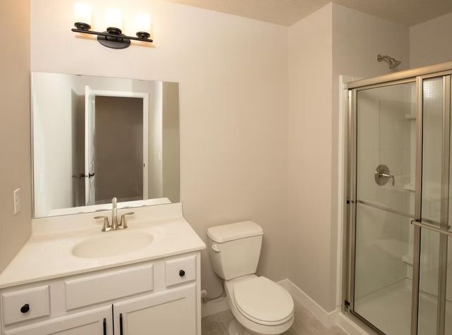 17940 Greenwich Way, Lakeville, MN 55044