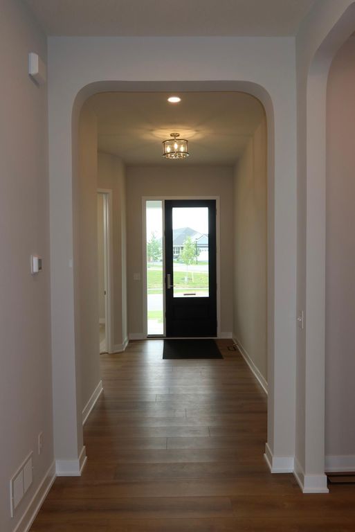 17940 Greenwich Way, Lakeville, MN 55044 — photo 2