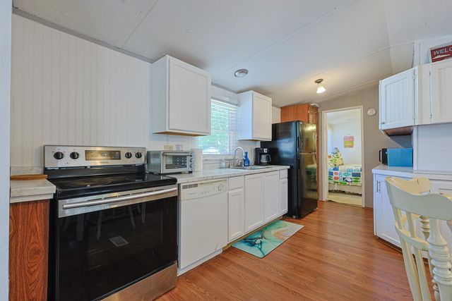 11 Spinnaker Ln., Murrells Inlet, SC 29576