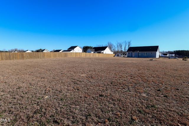 152 Springtooth Drive, Zebulon, NC 27597