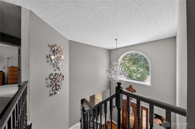 29 Fairwood Court, Miamisburg, OH 45342