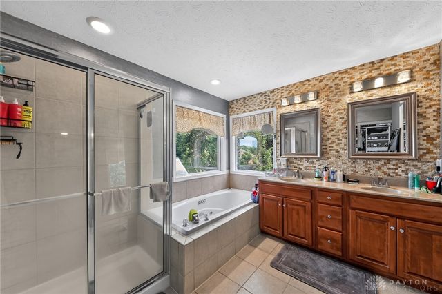 29 Fairwood Court, Miamisburg, OH 45342