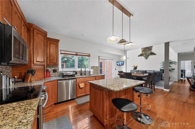 29 Fairwood Court, Miamisburg, OH 45342