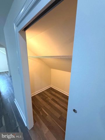 407 W SUMMIT AVE, Wilmington, DE 19804