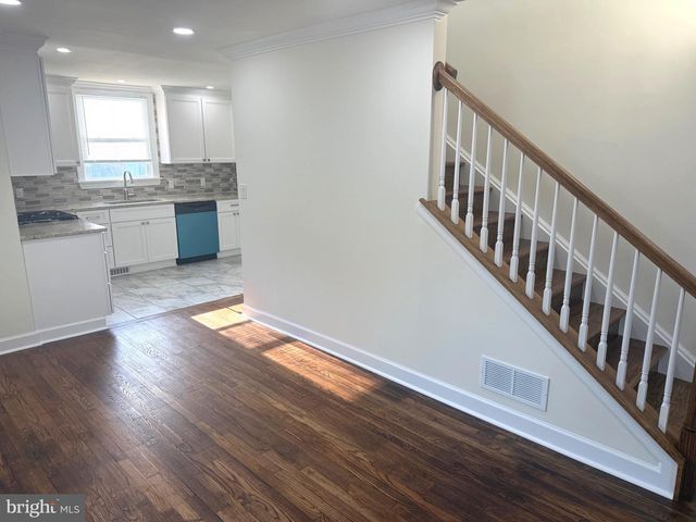 407 W SUMMIT AVE, Wilmington, DE 19804