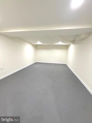 407 W SUMMIT AVE, Wilmington, DE 19804