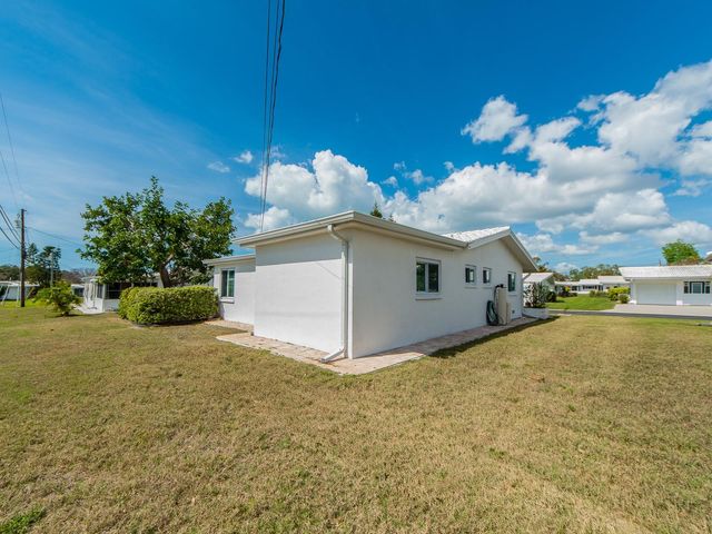 14104 88TH AVENUE, Seminole, FL 33776