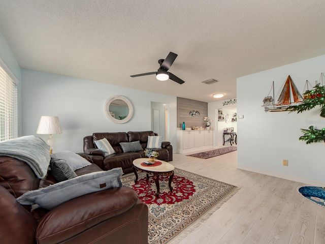 14104 88TH AVENUE, Seminole, FL 33776