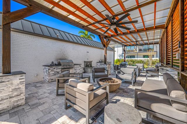 3909 W CLEVELAND STREET, Tampa, FL 33609