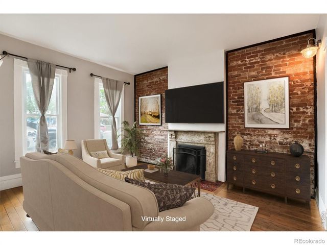 2929 Curtis Street, Denver, CO 80205