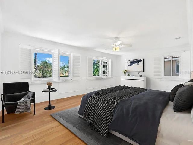 15945 NW 82nd Ct, Miami Lakes, FL 33016