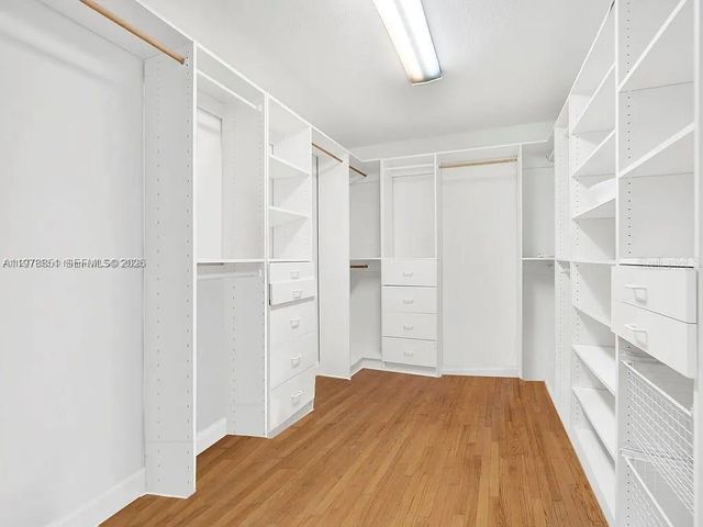 15945 NW 82nd Ct, Miami Lakes, FL 33016