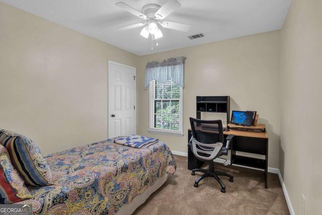4702 Sequoia Drive SW, Lilburn, GA 30047