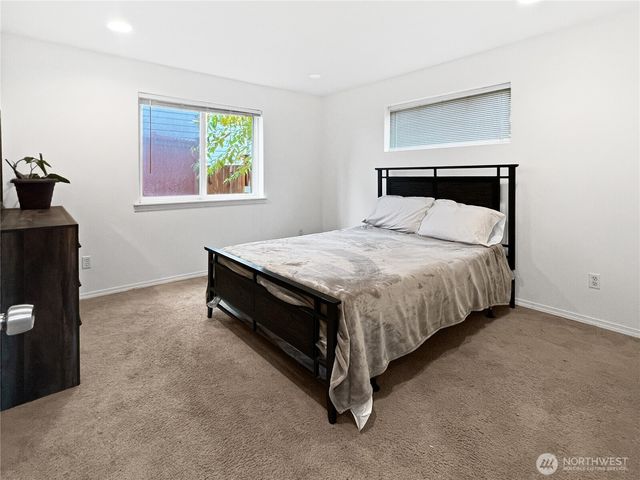 1100 9th Avenue, Milton, WA 98354