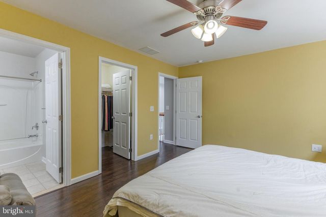 800 CURRAN CT, Galloway, NJ 08205