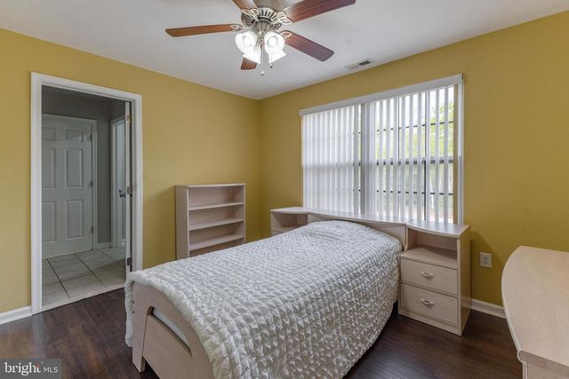 800 CURRAN CT, Galloway, NJ 08205