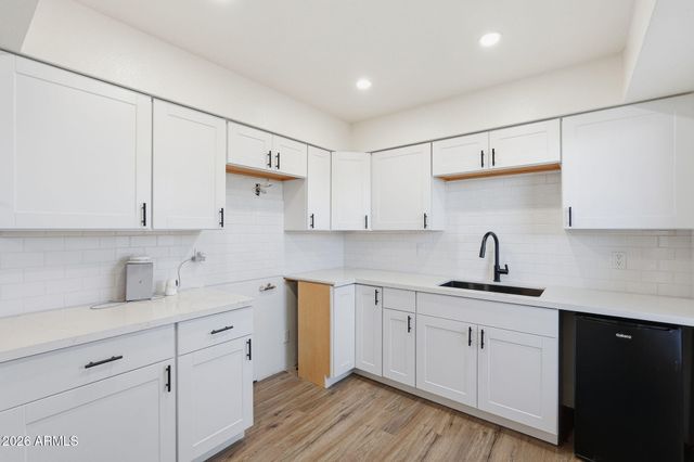 3840 N 43RD Avenue 48, Phoenix, AZ 85031