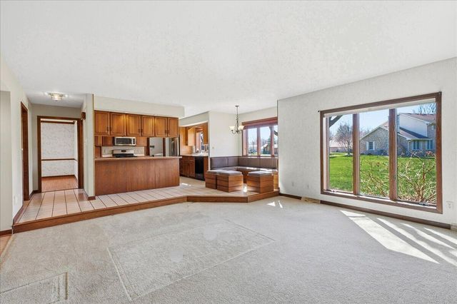 505 Andover Drive, Valparaiso, IN 46383