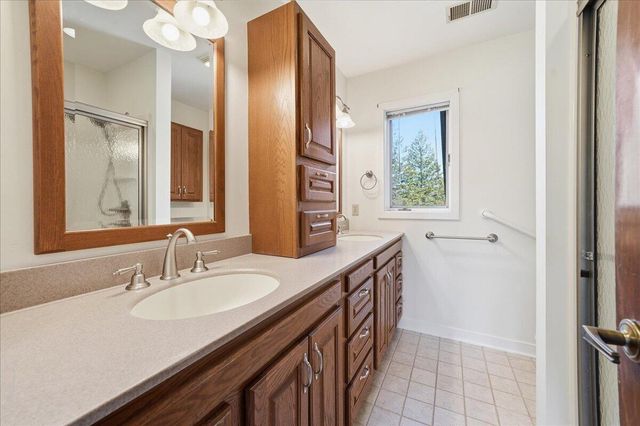 505 Andover Drive, Valparaiso, IN 46383