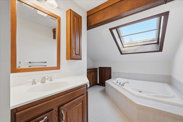 505 Andover Drive, Valparaiso, IN 46383