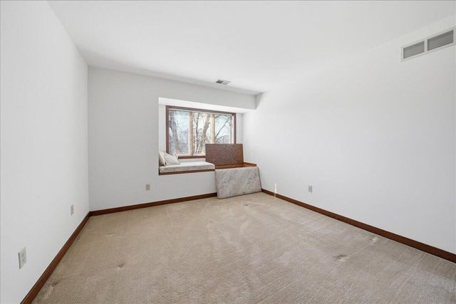 505 Andover Drive, Valparaiso, IN 46383