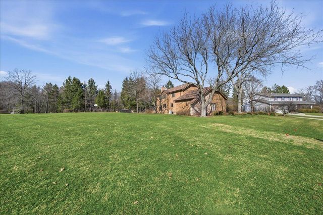 505 Andover Drive, Valparaiso, IN 46383