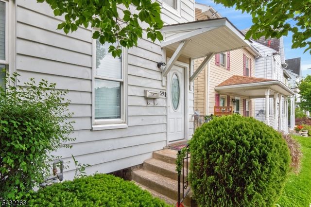 59 Railroad Ave, Phillipsburg Town, NJ 08865