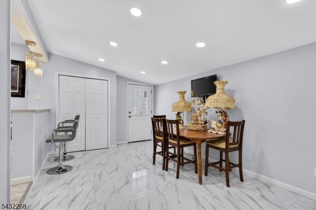 59 Railroad Ave, Phillipsburg Town, NJ 08865
