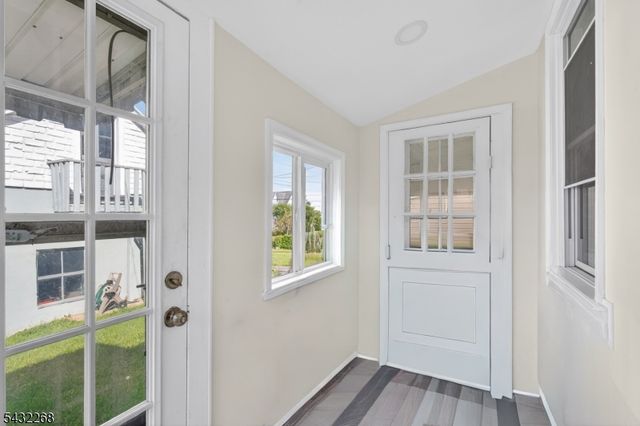 59 Railroad Ave, Phillipsburg Town, NJ 08865