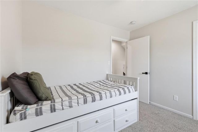1707 Sunset Drive, Kearney, MO 64060