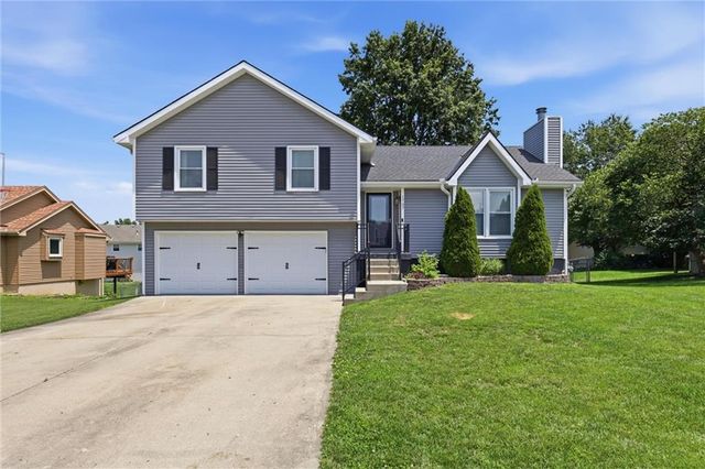 1707 Sunset Drive, Kearney, MO 64060