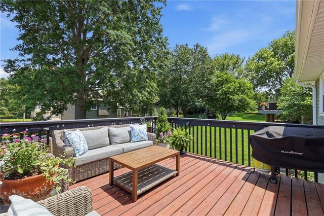 1707 Sunset Drive, Kearney, MO 64060