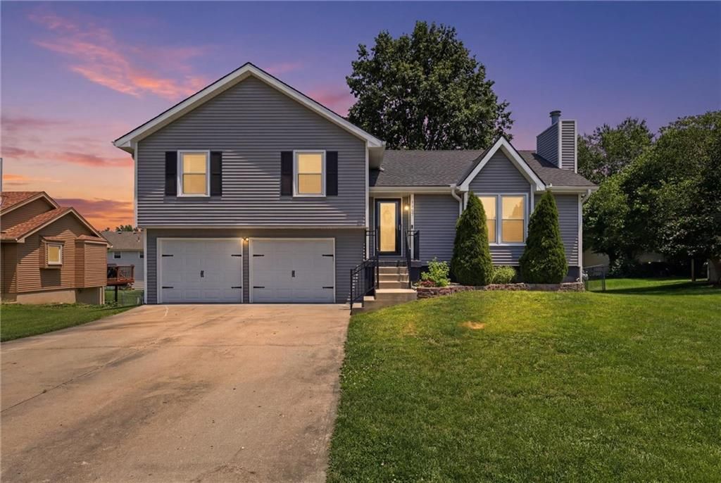 1707 Sunset Drive, Kearney, MO 64060