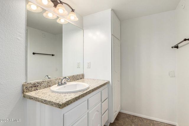 12222 N PARADISE VILLAGE Parkway S 212, Phoenix, AZ 85032