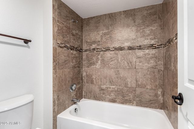 12222 N PARADISE VILLAGE Parkway S 212, Phoenix, AZ 85032