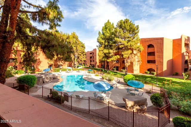 12222 N PARADISE VILLAGE Parkway S 212, Phoenix, AZ 85032