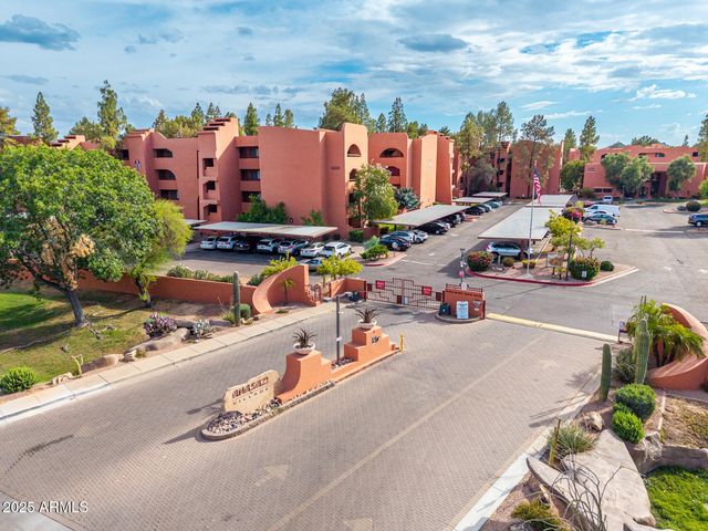 12222 N PARADISE VILLAGE Parkway S 212, Phoenix, AZ 85032