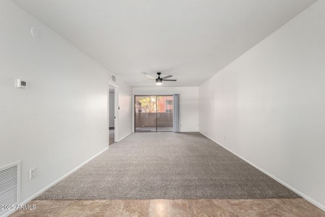 12222 N PARADISE VILLAGE Parkway S 212, Phoenix, AZ 85032